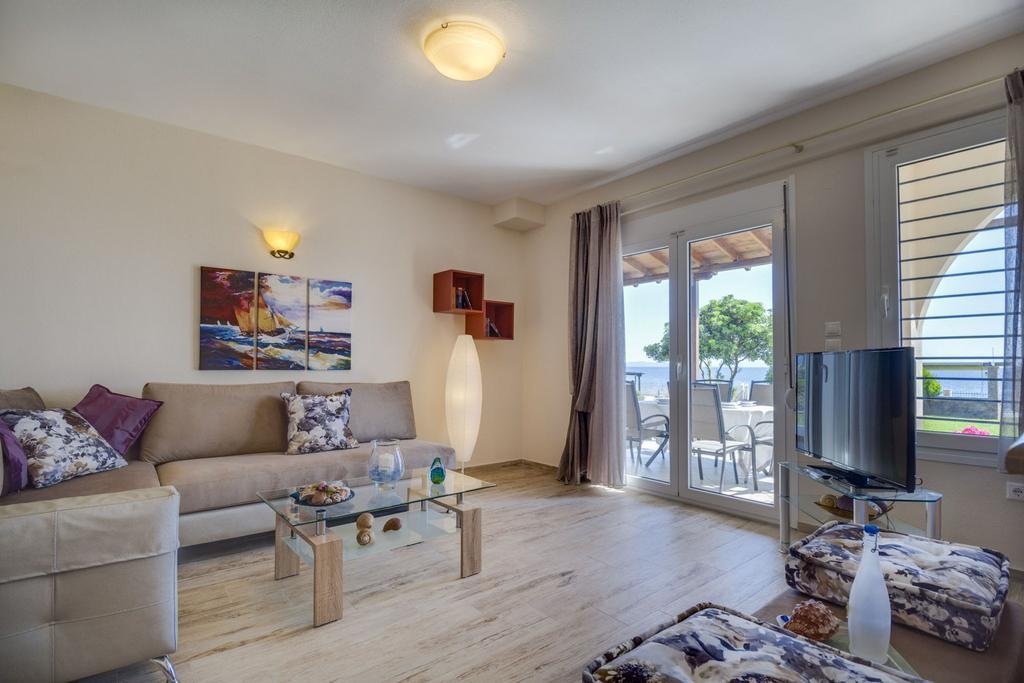 Villa Nefeli - Akti Salonikiou A Ajos Nikolaos Zewnętrze zdjęcie